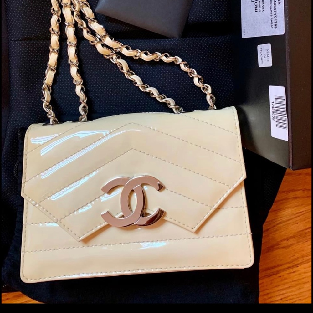 Chanel Mini Rectangular LE Creme Patent Leather